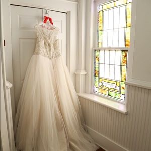 Wedding dress size 18W